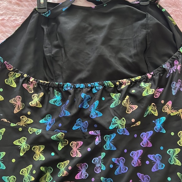 Plus size butterfly dress - Picture 5 of 5